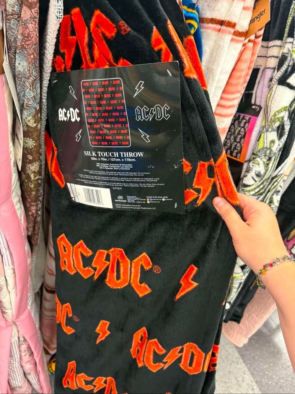 Black and Red AC/DC Throw Blanket Australian Rock Band 1970s NWT 50x70 in
